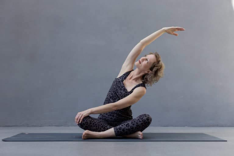 ProAgeYoga Online - Yoga Kurse